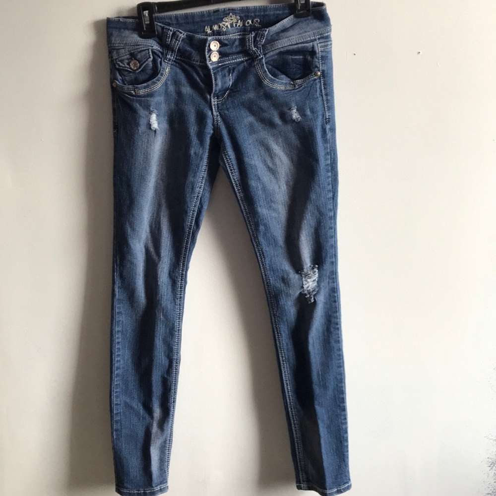 Almost Famous Distressed Jean